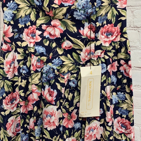 NEW Vintage Karin Stevens Black Floral Cottagecore Smocked Dress Size 4 - Picture 3 of 8